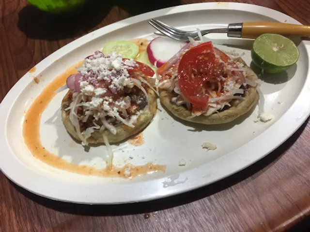 Cenaduria La Cuatita