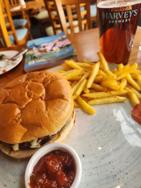 Riverside Restaurant and Bar