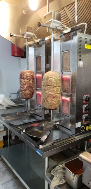 Pizza Plus (Best of Halal)