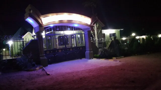 Lake View Resort & Apartments