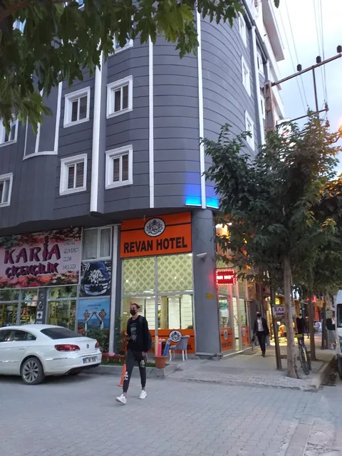 REVAN HOTEL