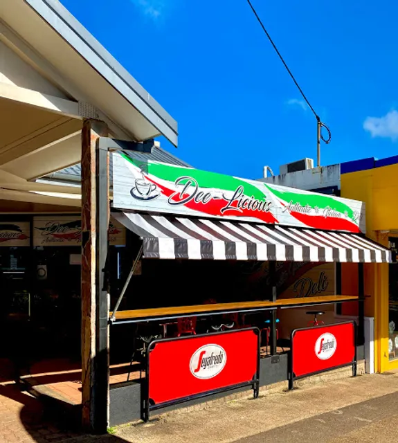 Dee-Licious Family Delicatessen