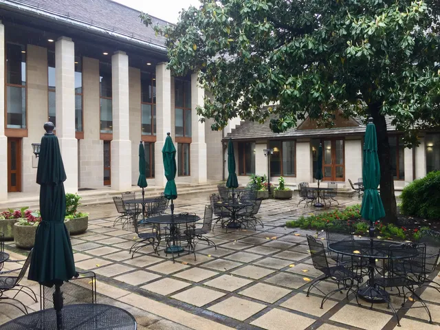 Kopolow Business Library