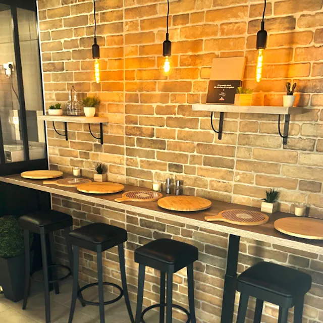 LA BOÎTE A PIZZA Cognac