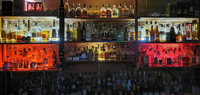 SHOT BAR LOOP 弘明寺店