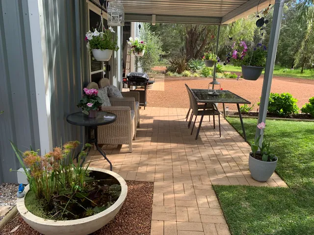 The Little Wren Farm High Teas-Bookings only.