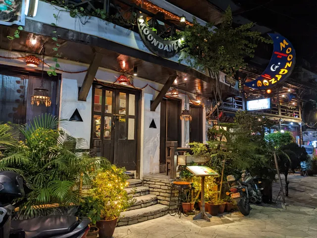 Moondance Restaurant & Bar