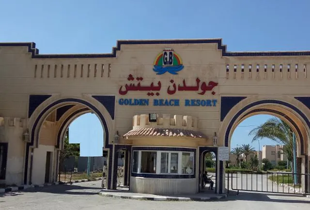 قرية جولدن بيتش بالساحل الشمالي الكيلو ٤٧ (Golden Beach Resort)