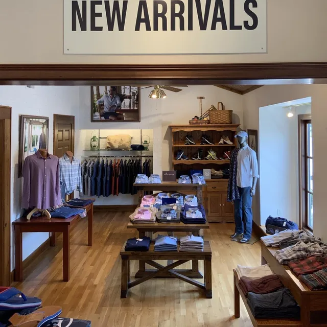 HB & Co. | Men’s and Women's Fashion, Apparel & Custom Tailoring