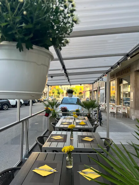 Restaurant Pizza Mania