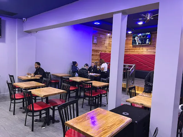 161 Bar & Grill Restaurant