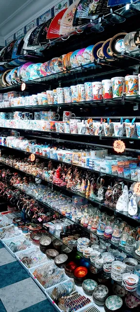 Tourist treats Gift Shop barcelona