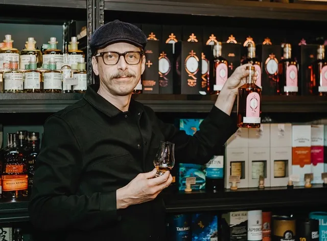 Viskio Baras “King & Mouse - Whisky Bar & Shop”