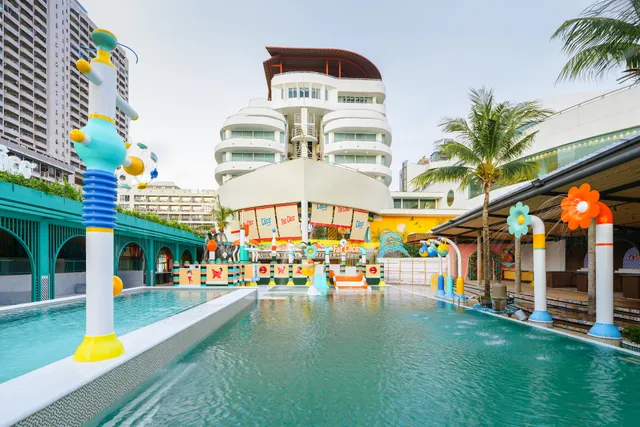 A-One The Royal Cruise Hotel