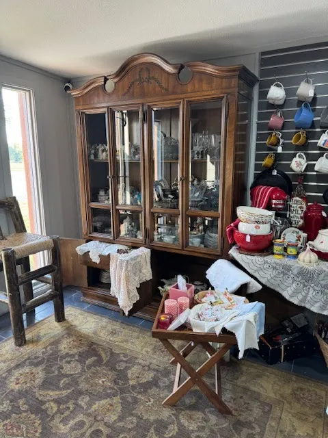 Joan's Collectibles, Gifts & Things