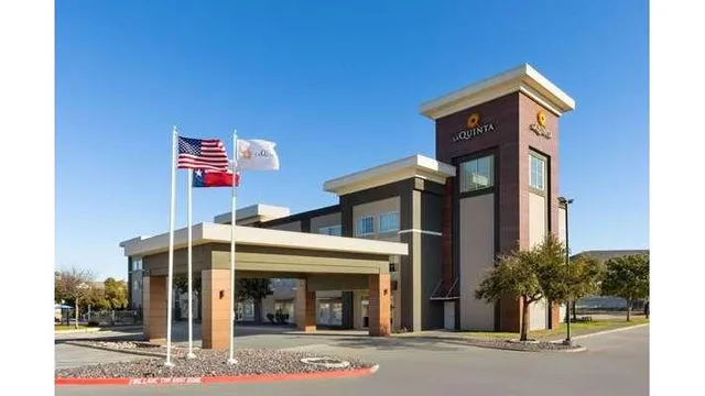 La Quinta Inn & Suites by Wyndham Austin NW/Lakeline Mall
