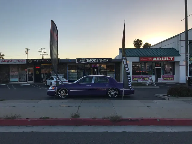 Rated R Smoke Shop Huntington Beach