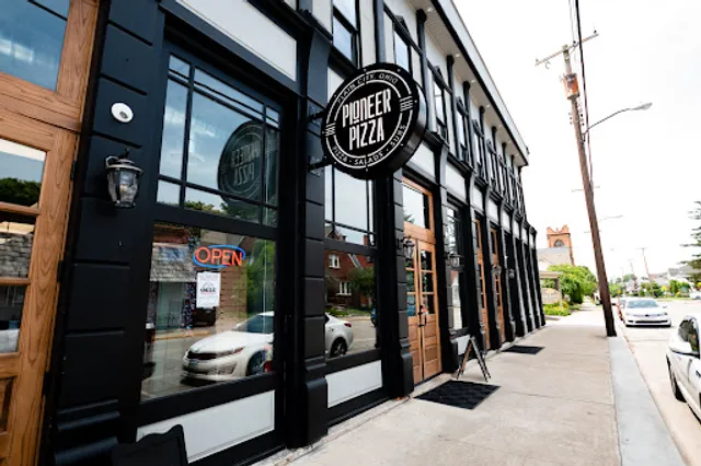 Pioneer Pizza