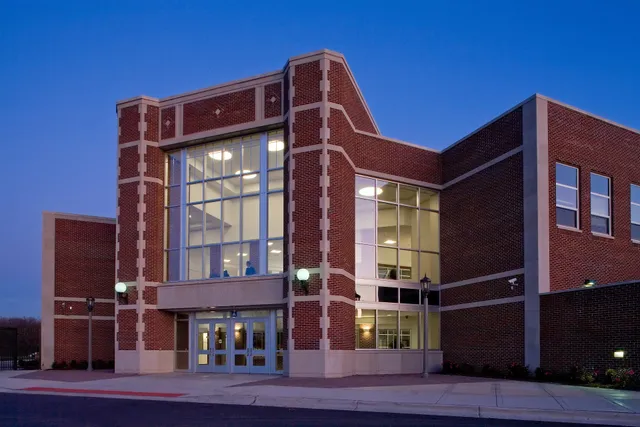 Riverside-Brookfield High School