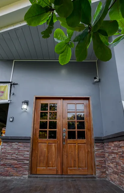 Life In Santa Maria Hometel