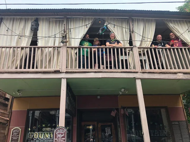 Lockeport Grill & Fountain