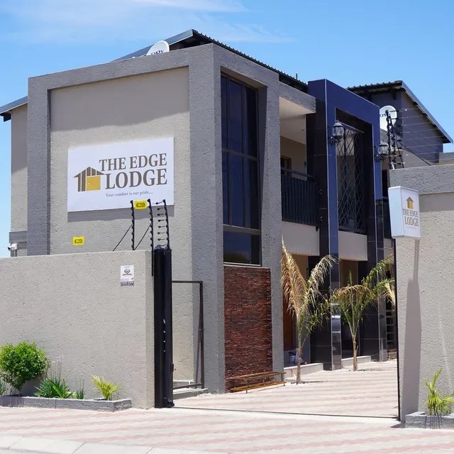 The Edge Lodge