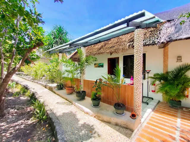 Moalboal T Breeze Coastal Resort