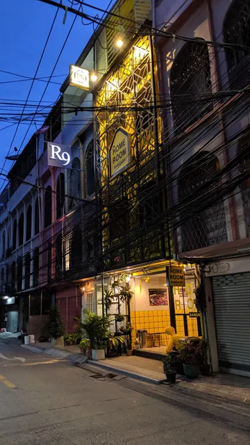 R9 Bangkok