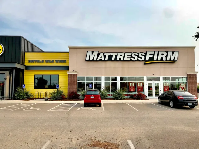 Mattress Firm Hutchinson