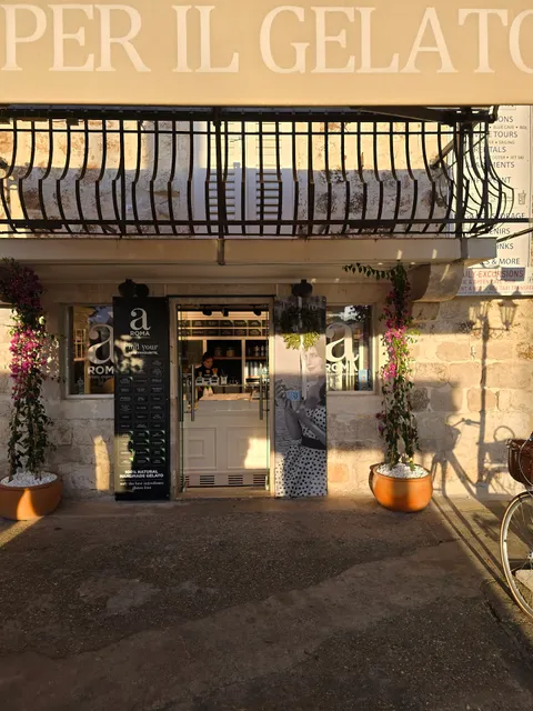 aROMA gelato experience Boutique Hvar