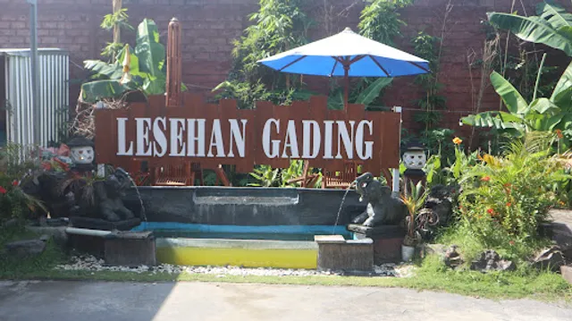 Lesehan Gading