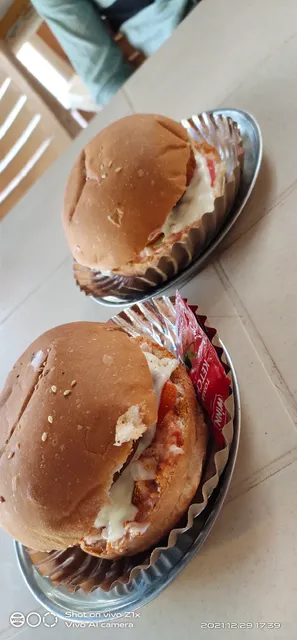 Chhotu kolhapuri foods Pandharpur