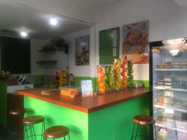 Juice Up (jus dan es buah)