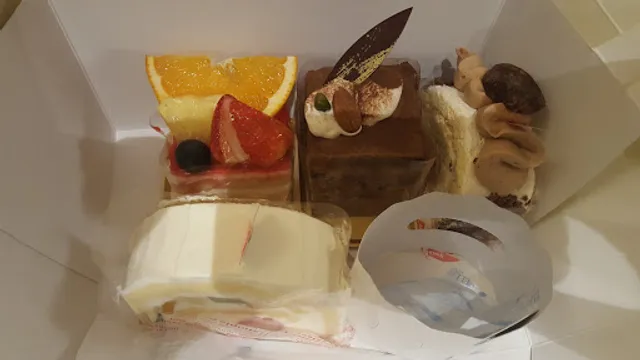 Kashinoki youme town Chofu