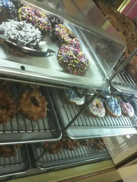 Henry Donuts
