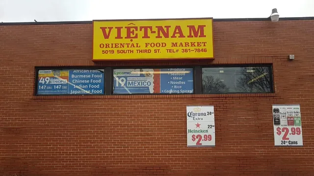 Asian-Vietnam oriental food Market