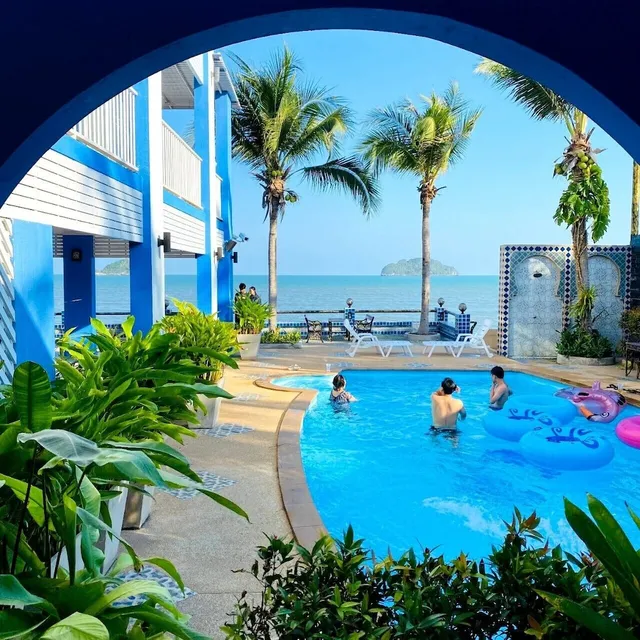 Pearl By The Sea Resort