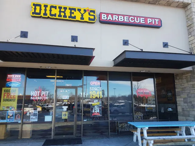 Dickey's Barbecue Pit