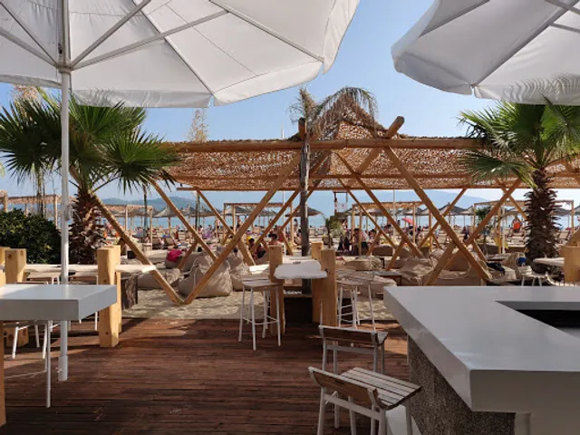 Beach Bar Paralia