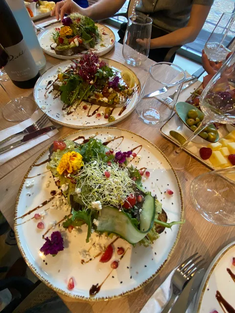 VIBES - coffee, drinks & more