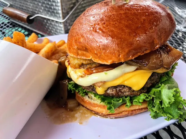 Chicago Burger Company