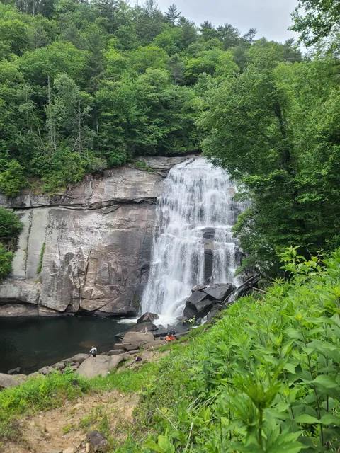 Rainbow Falls and Turtleback Trailhead