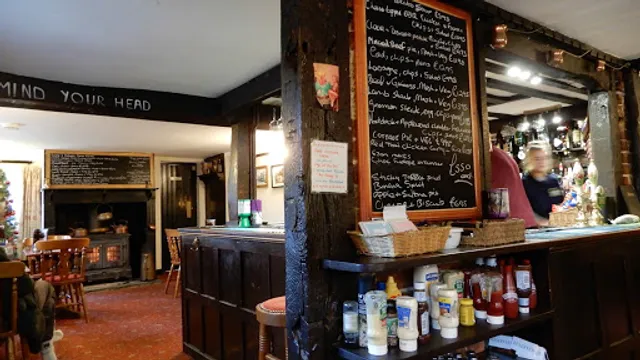 The Crown & Sceptre PH