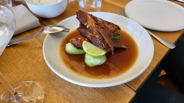 Highlander Restaurant