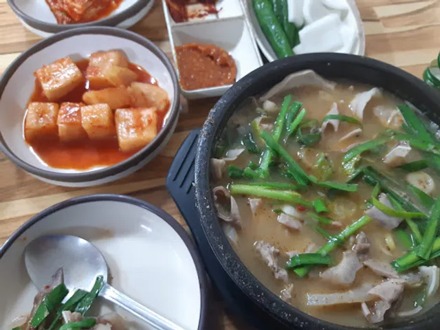 본죽 부천약대점