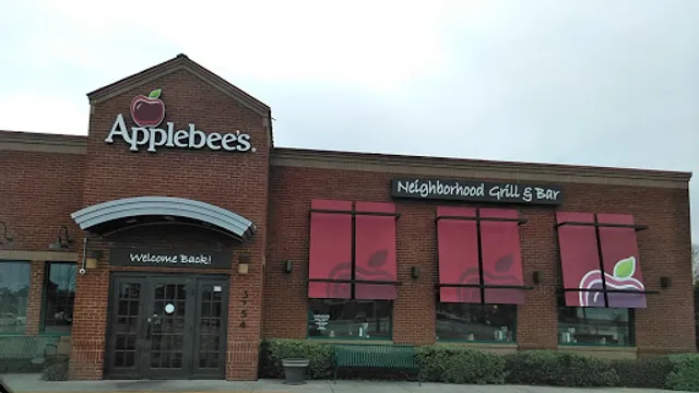 Applebee's Grill + Bar