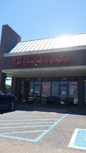 Cicis Pizza
