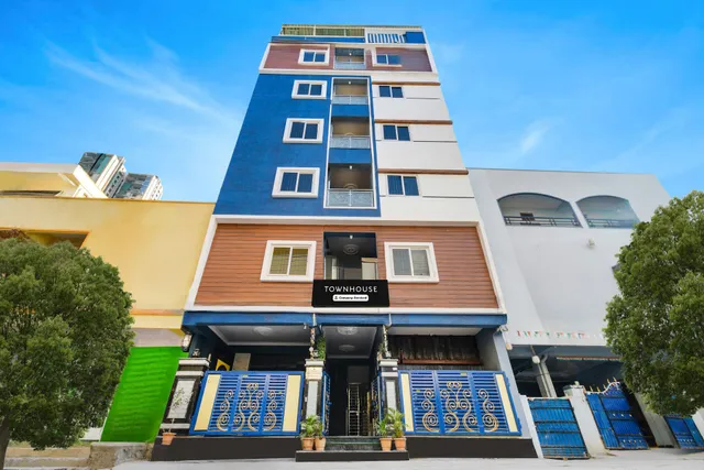 Townhouse Hitech City Near Yashoda Hospital