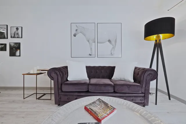 The White Flats (Les Corts)