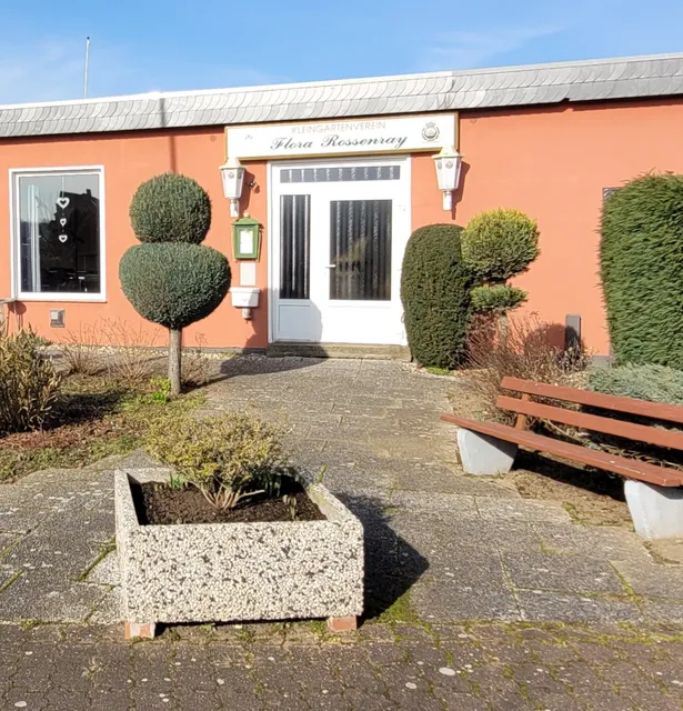 Club house "Flora Rossenray"